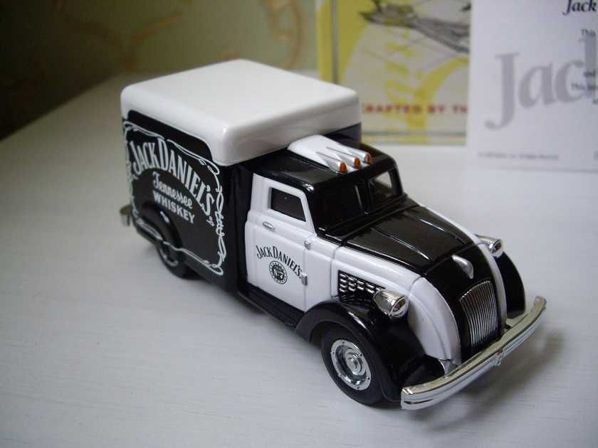 Matchbox DODGE AIRFLOW Jack Daniels Unikat !!!