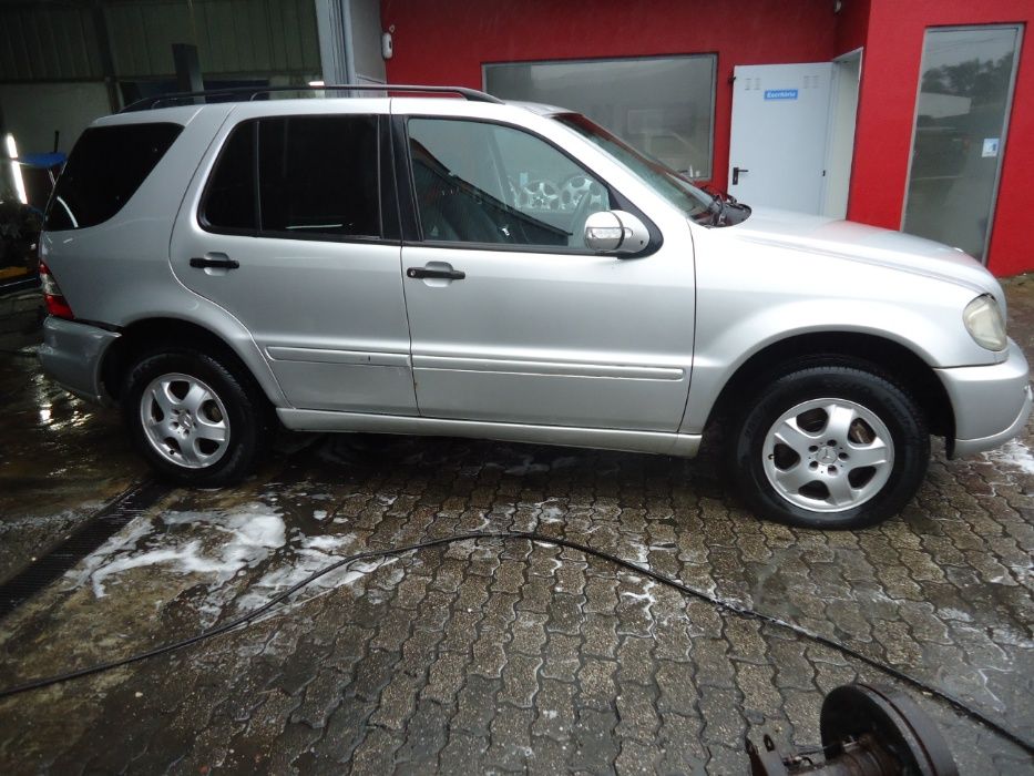 Mercedes ML 270 CDI (612.963) de 2003 vários só ás peças