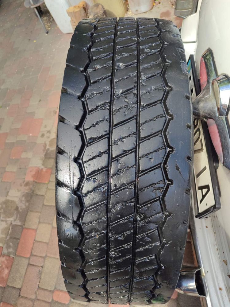 Продам шину с диском 315/70 R 22,5 Matador