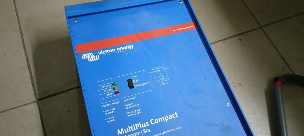 Инвертор Victron Energy MultiPlus C 12/2000/80-30 інветрор