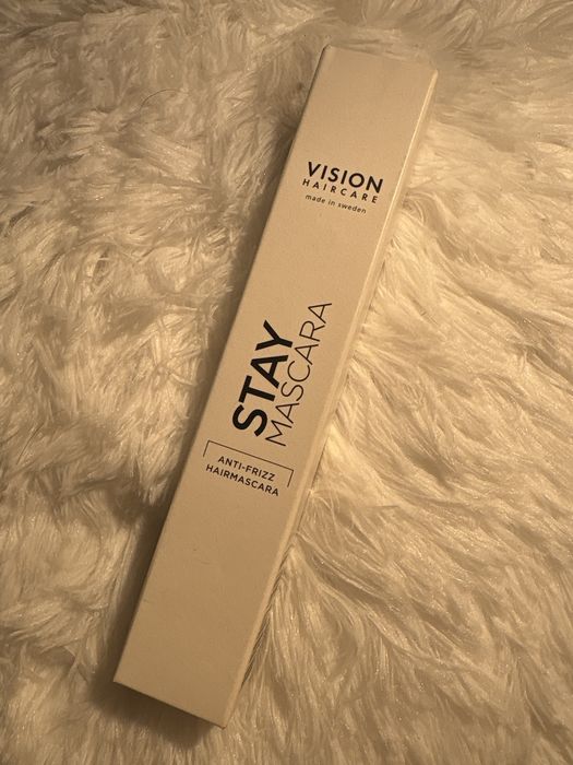 Stay Mascara - mascara utrwalajaca fryzurę