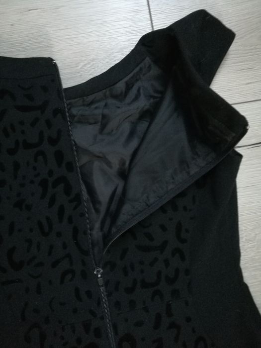 NOWA elegancka sukienka, mała czarna RESERVED 38