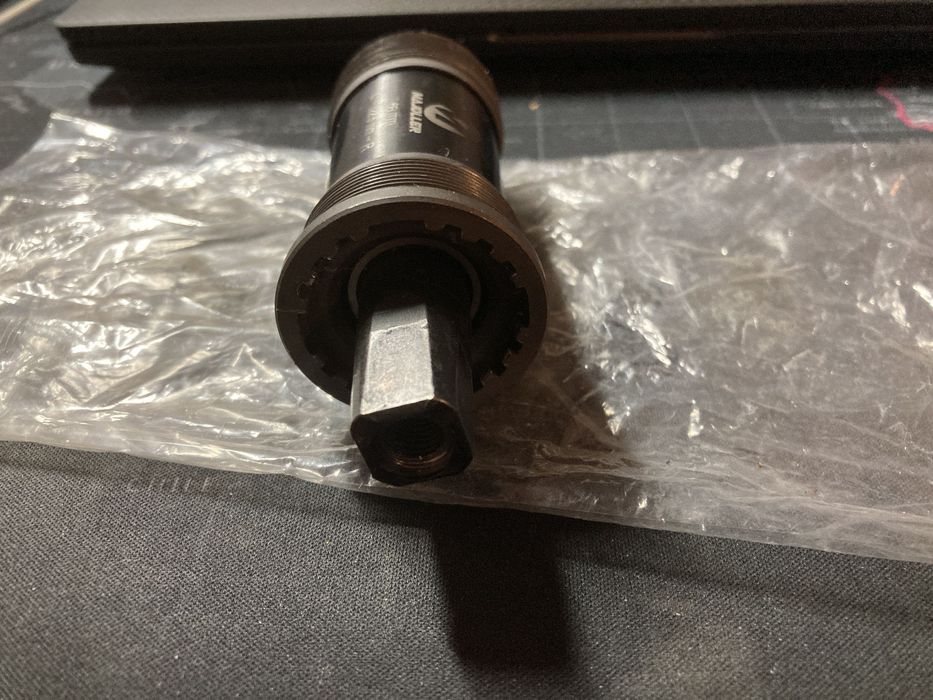 Suport - wkład suportu na kwadrat Majdller BSA 68mm oś 122.5mm