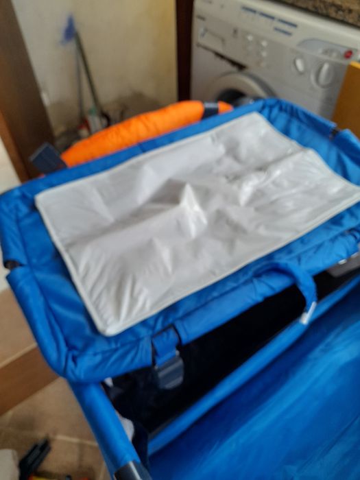 Berço  de viagem desmontável