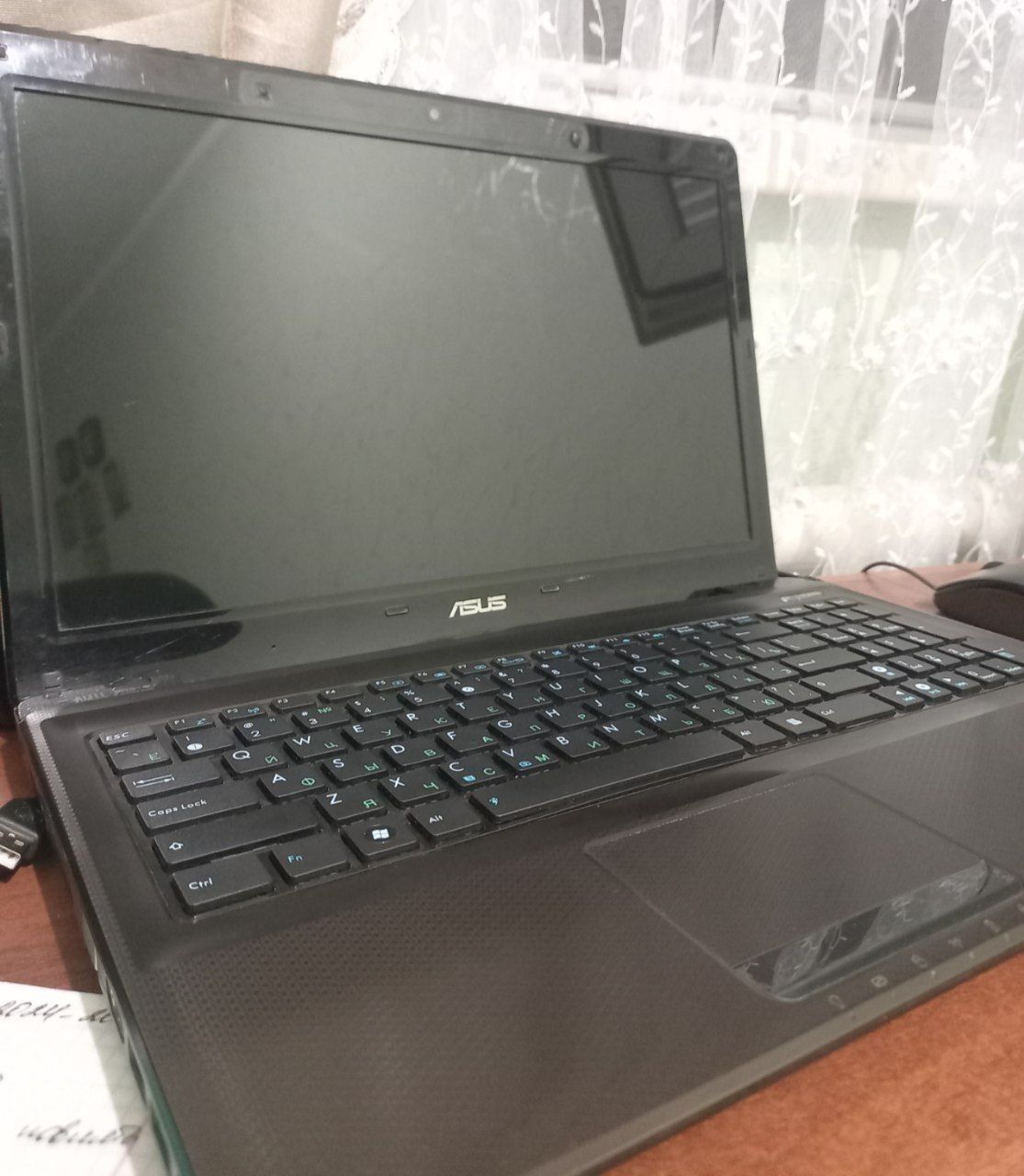 Продам б\у ноутбук Asus K52J