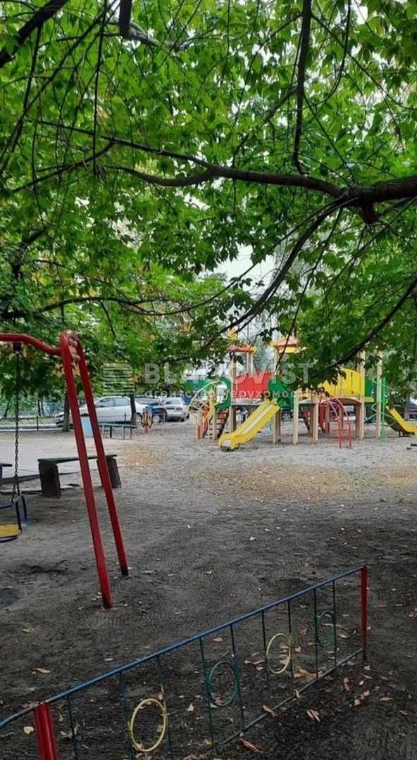 2-к метро Позняки-10 хв Драгоманова 3в/Григоренка Озеро Сонячне