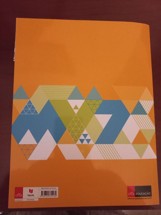 Livro de preparação  para o exame de Matemática