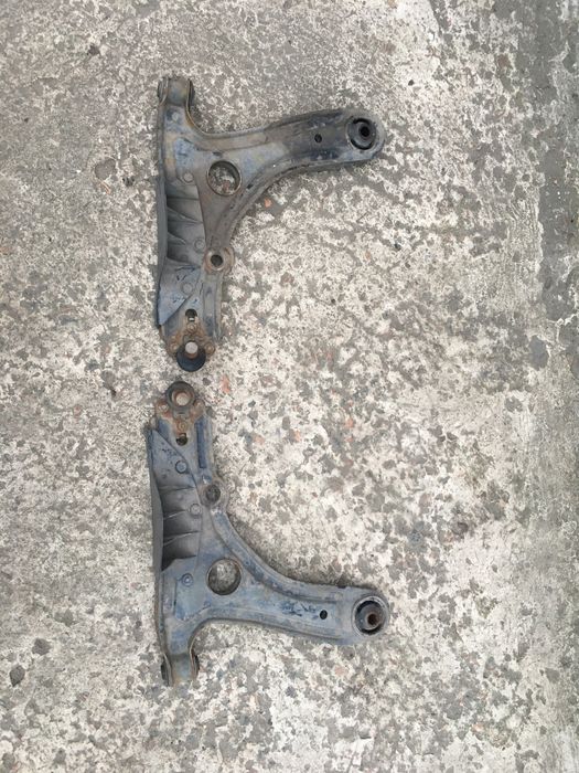 Рычаги  VW Vento Golf-3 Гольф-3