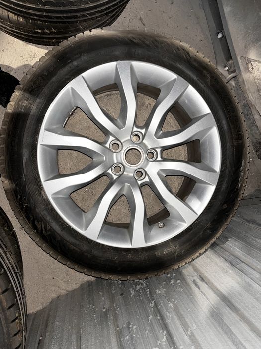 Range Rover 20” Koła z oponami zimowymi Nokian