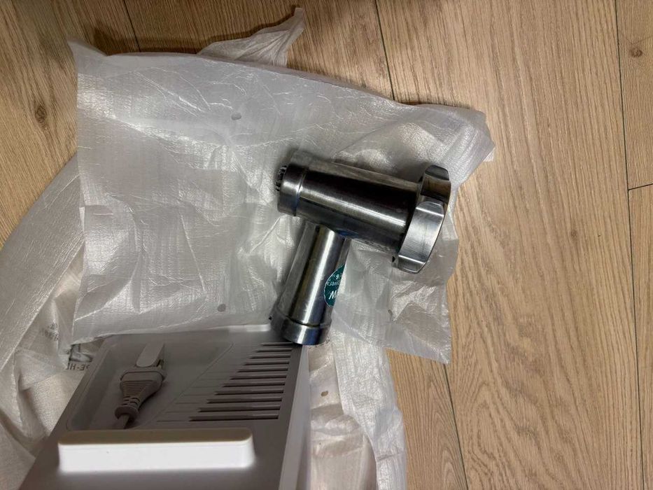М'ясорубка BOSCH MFWS607W