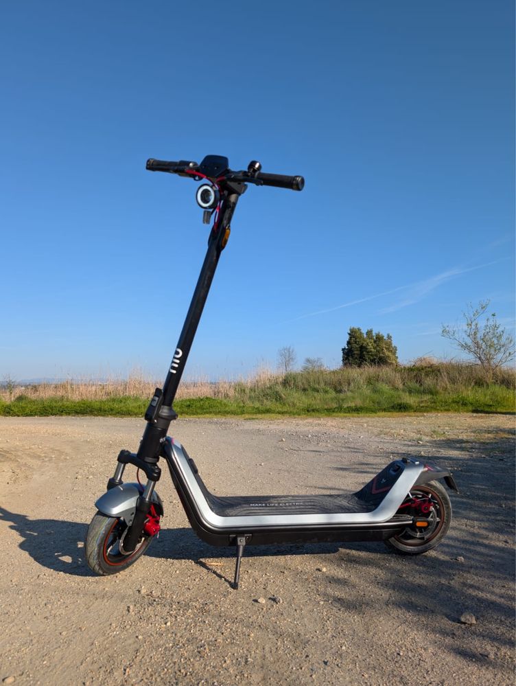 Trotinete Elétrica NIU KQi 300X  Motor 1000W