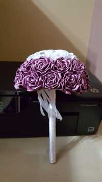 Unikatowy bukiet biały z różowo-fioletowymi różami