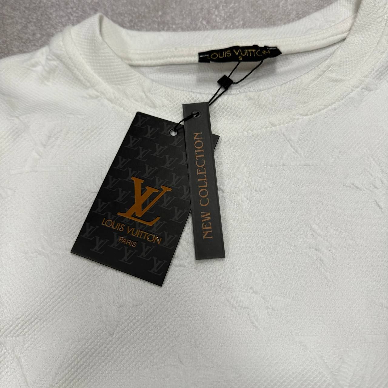 НАЙНИЖЧА ЦІНА в Україні Louis Vuitton LV костюм жіночий футболка штани