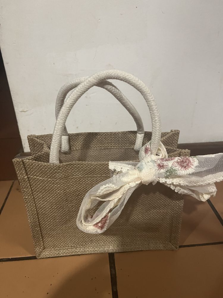 Vendo cestas ideal para fazer compras