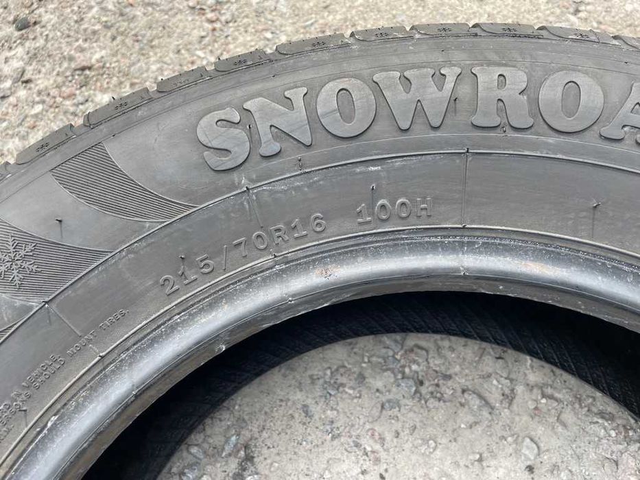 Tomket Snowroad SUV3 215/70r16 100H шини бу зима 4 штуки