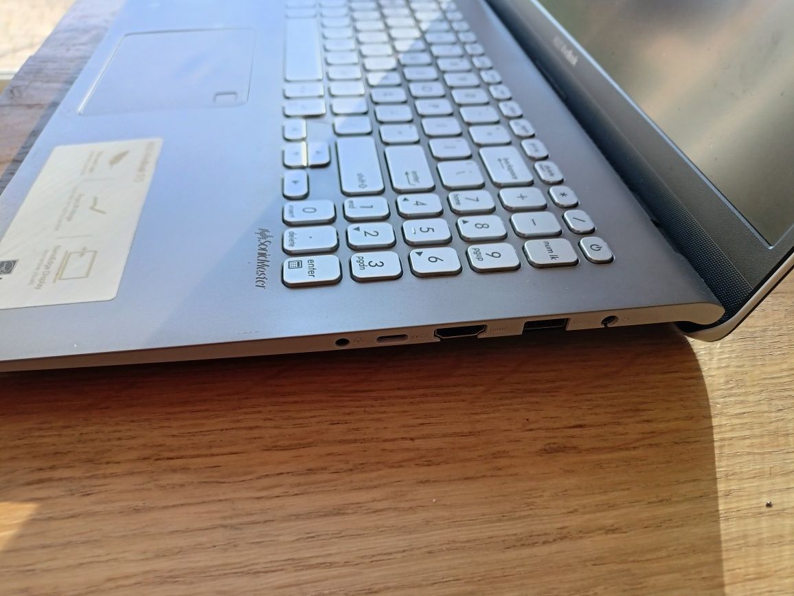 Notebook, laptop Asus Vivobook s15.