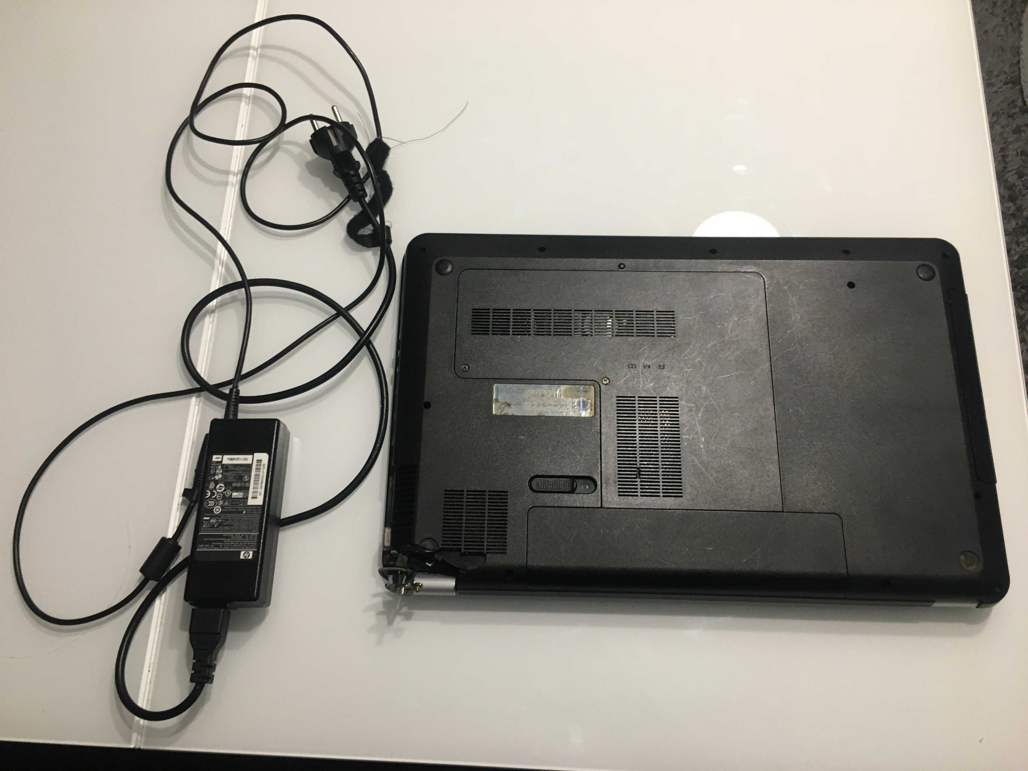Laptop HP Pavilion 17.3 cala