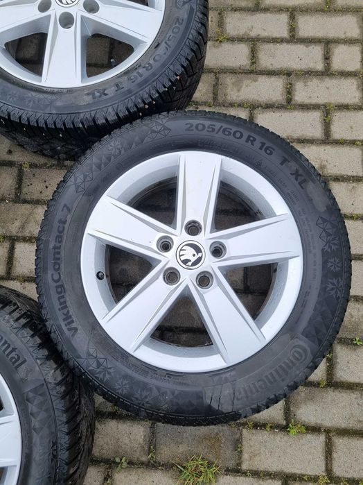 Koła felgi 16 opony zimowe Skoda VW Audi Seat 205/60/16 5x112 K13