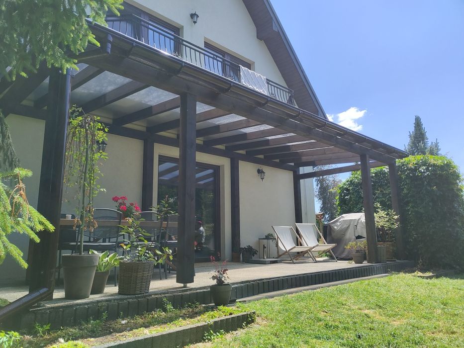 Konstrukcje drewniane tarasy zadaszenia altany pergole wiaty schody