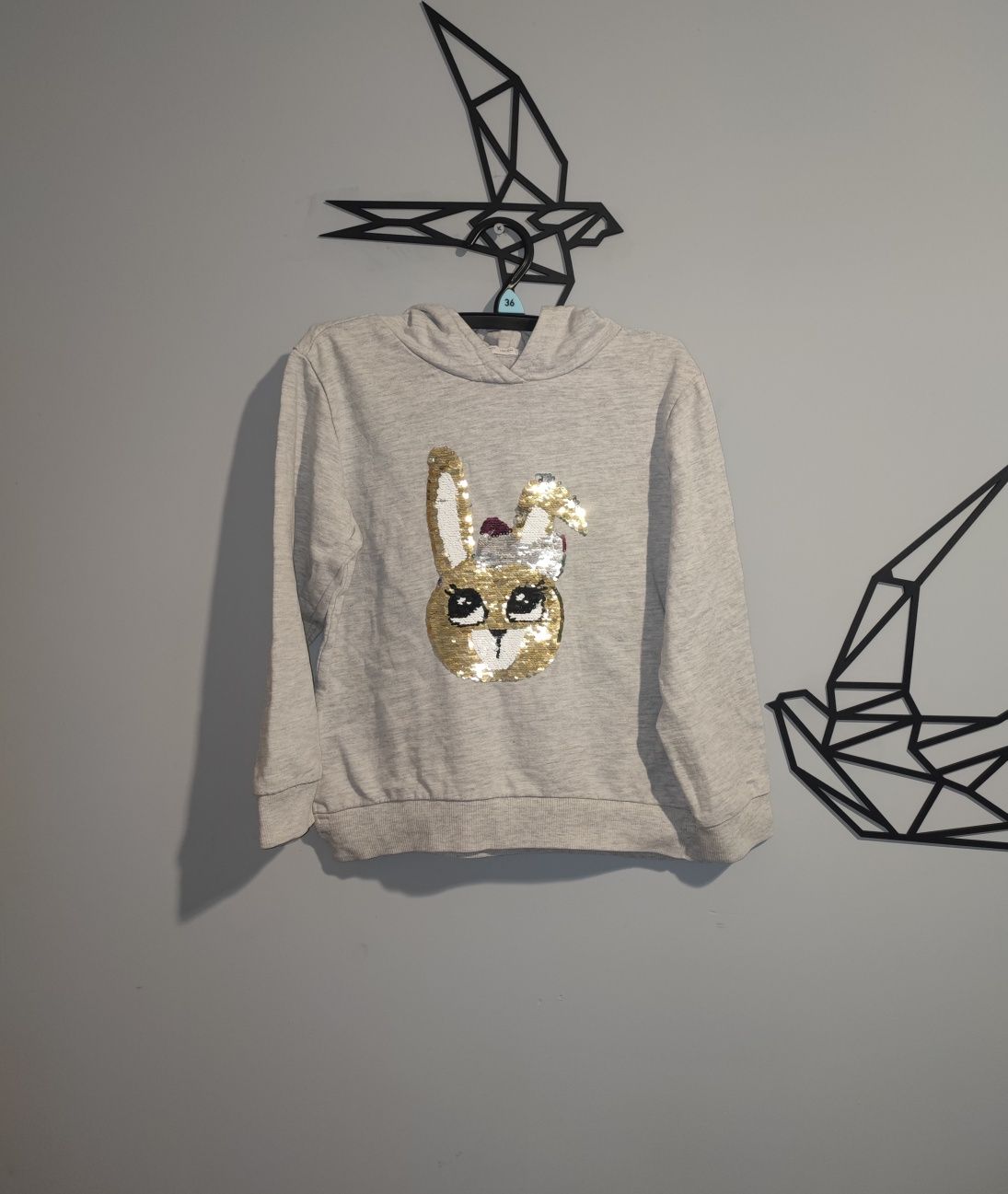 Bluza z kapturem z cekinowym zdobieniem Sinsay 122