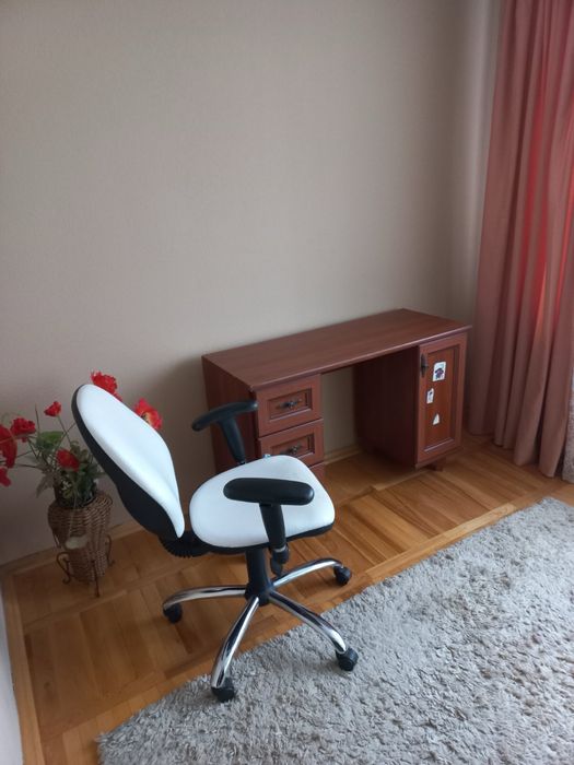 Оренда 3 кімнатної квартири по вул. Захисників України