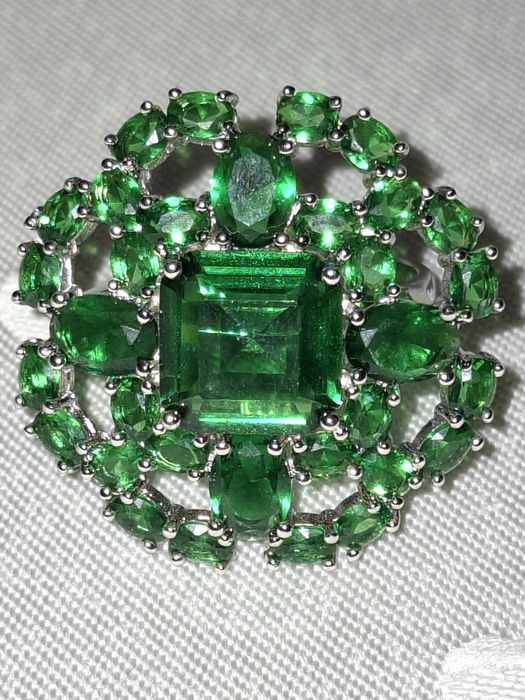 Srebrny pierścionek