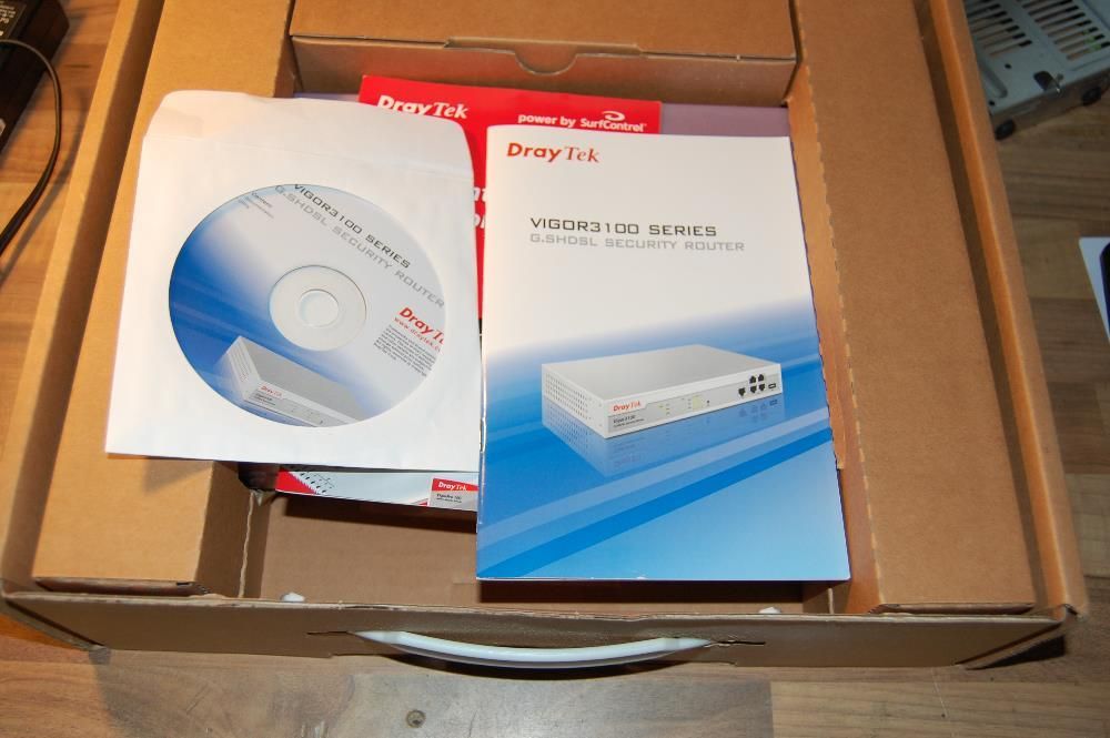 Router Draytek vigor 3100