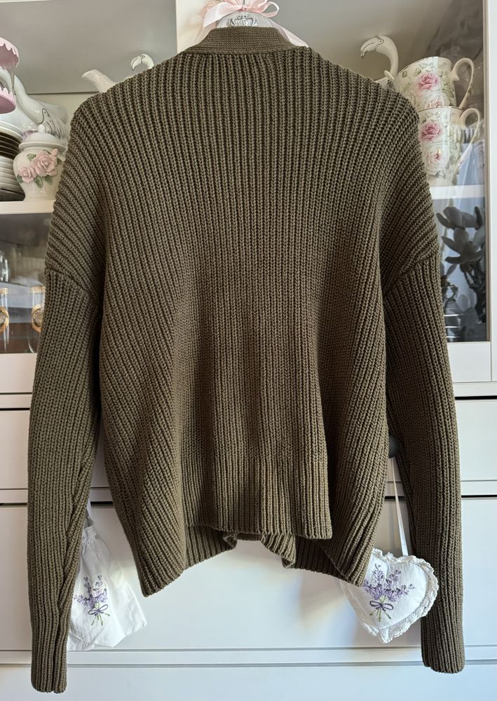Zara piękny rozpinany swter w kolorze khaki