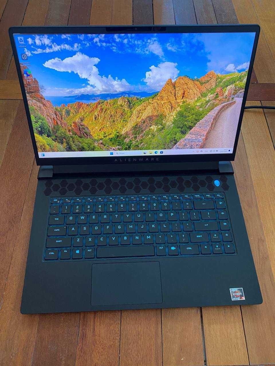 Продам Alienware M15 R5 (AWM15R5-A610BLK-PUS)Ryzen9 5900HX/16/1TB/3070