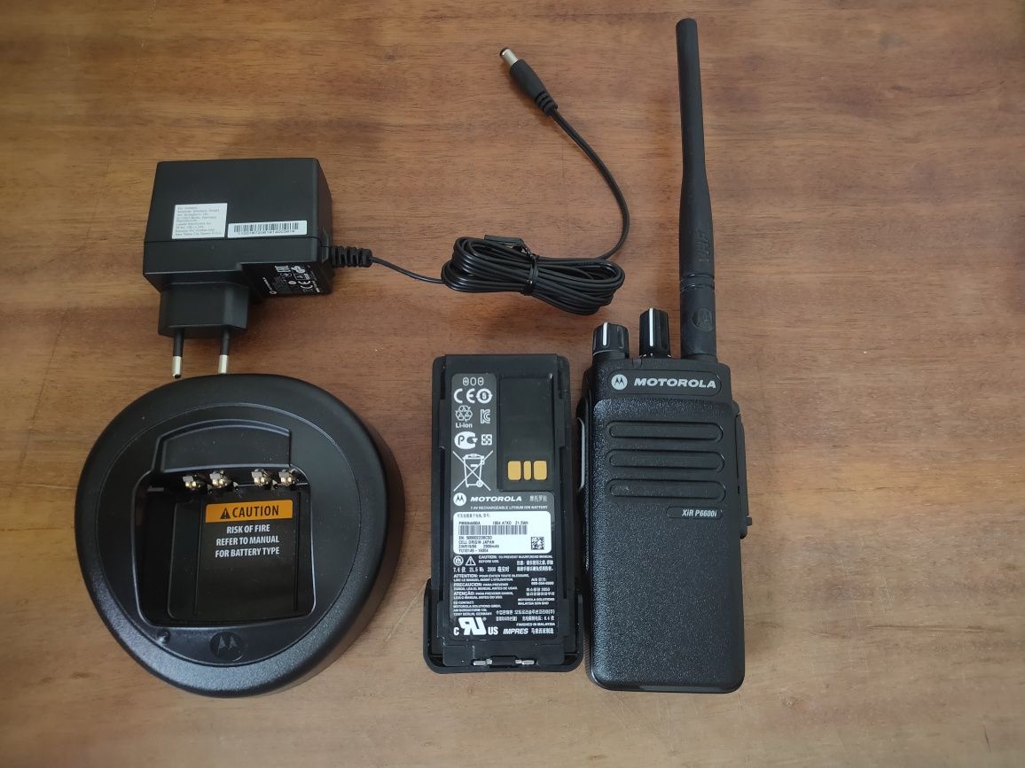 Рація Motorola XiR P6600i