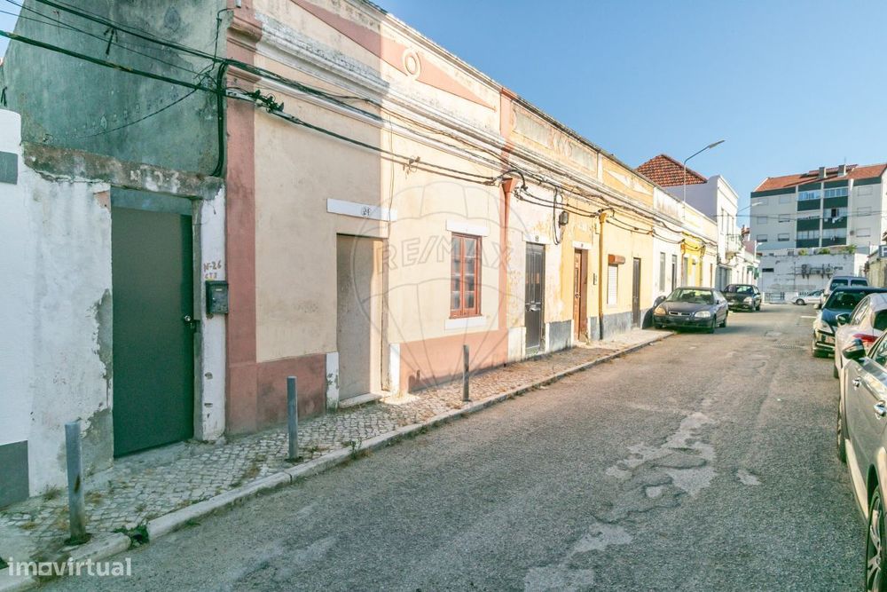 Moradia T11 para venda