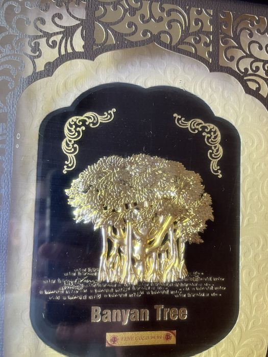 Quadro banhado de ouro puro Aarya 24kt Gold Foil Rosewood Frame