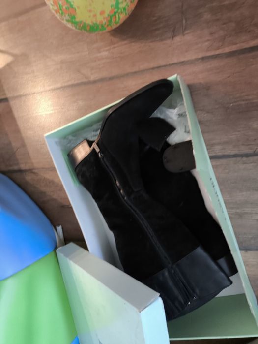 Czarne buty kozaki ocieplane skóra naturalna zamsz Lasocki 39 jak nowe