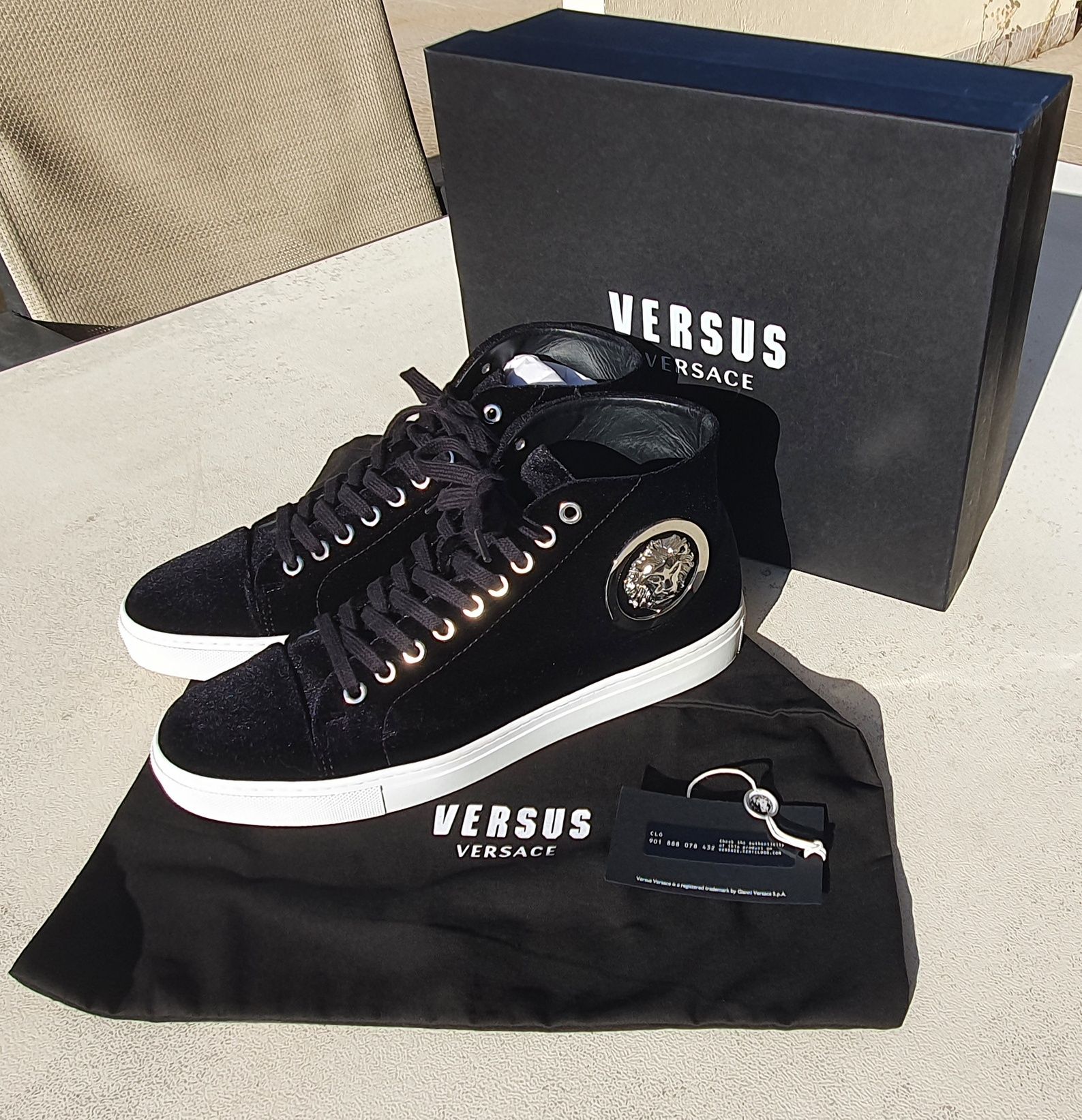 Ténis bota Versus by Versace