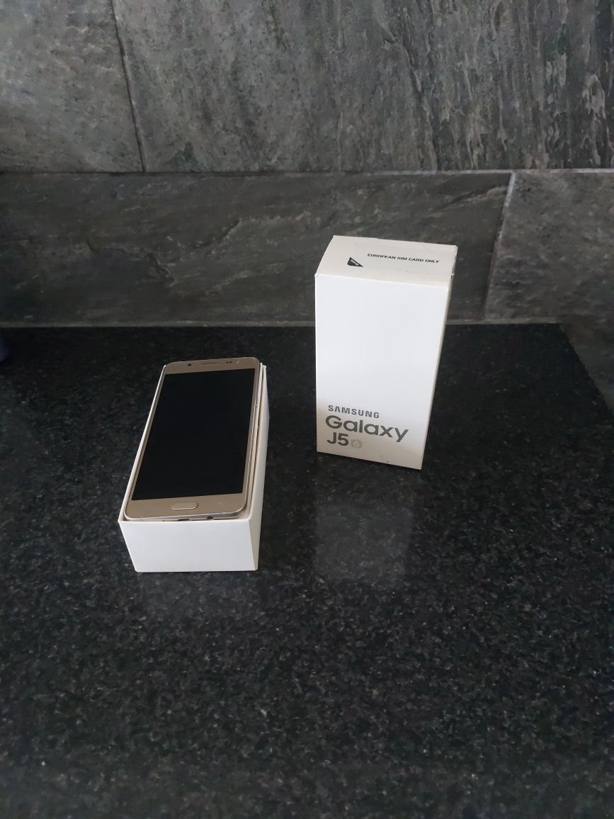 Samsung Dual J5 Dourado