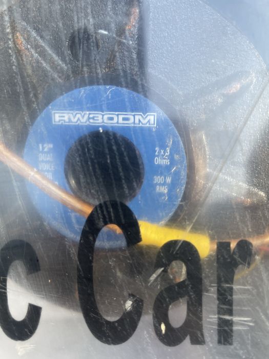 Продам сабвуфур