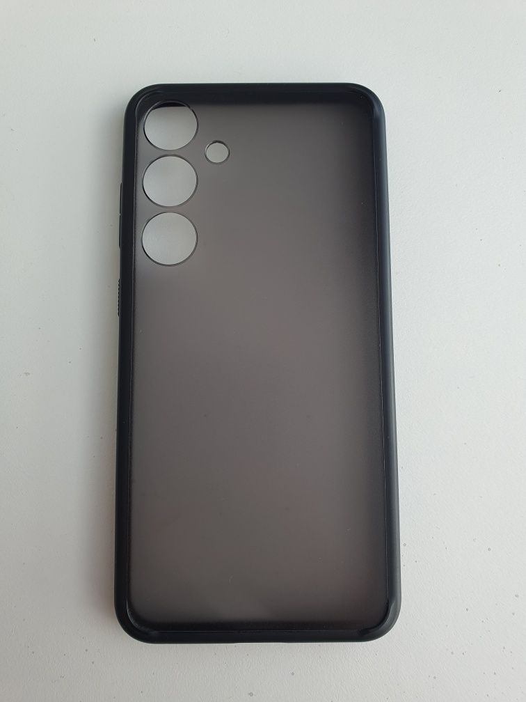Galaxy S24+ spigen ultra hybrid case ( etui ) nowe