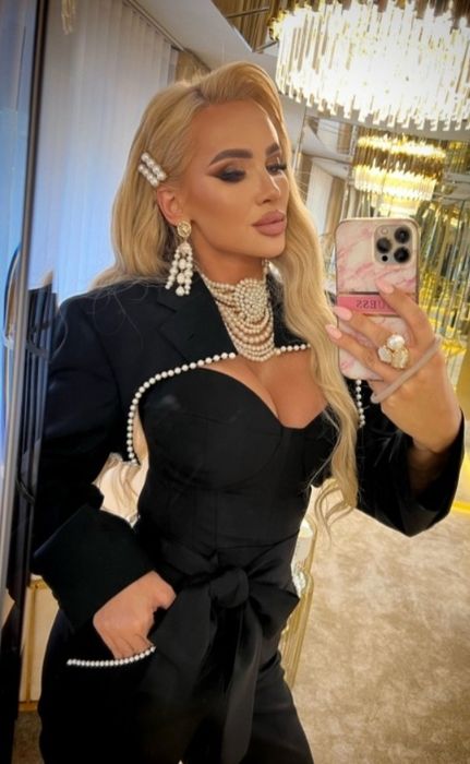Just unique elegancka marynarka z perełkami