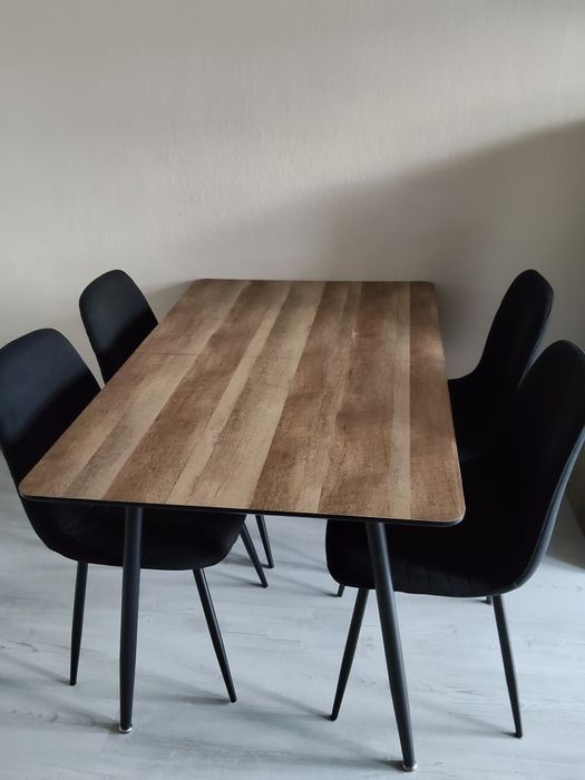 Stół rozkładany+4 krzesła