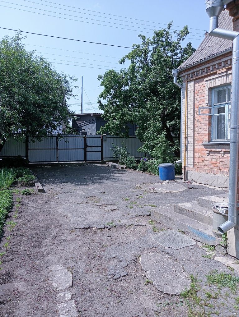 Супер пропозиція  будинок з ділянкою 20 соток поруч річка !