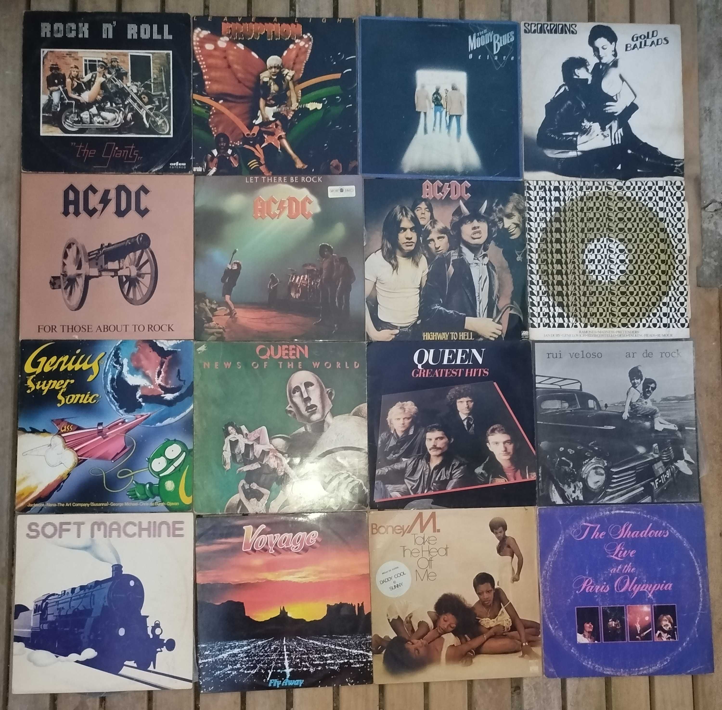 Trinta e dois discos Vinil LP,s
