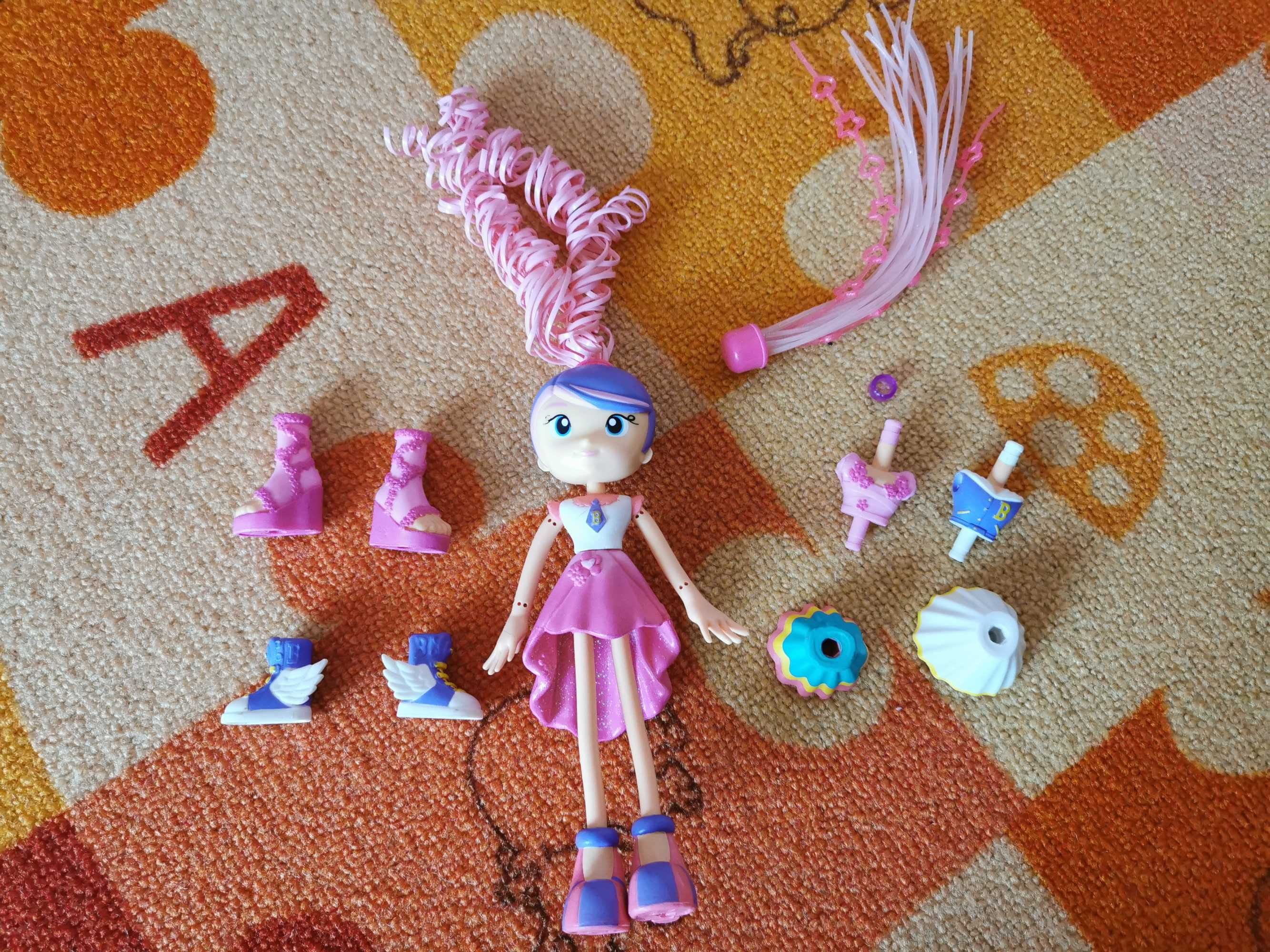 Cobi, Lalka kreatywna Betty Spaghetti, Łącz i mieszaj, Szkolna moda