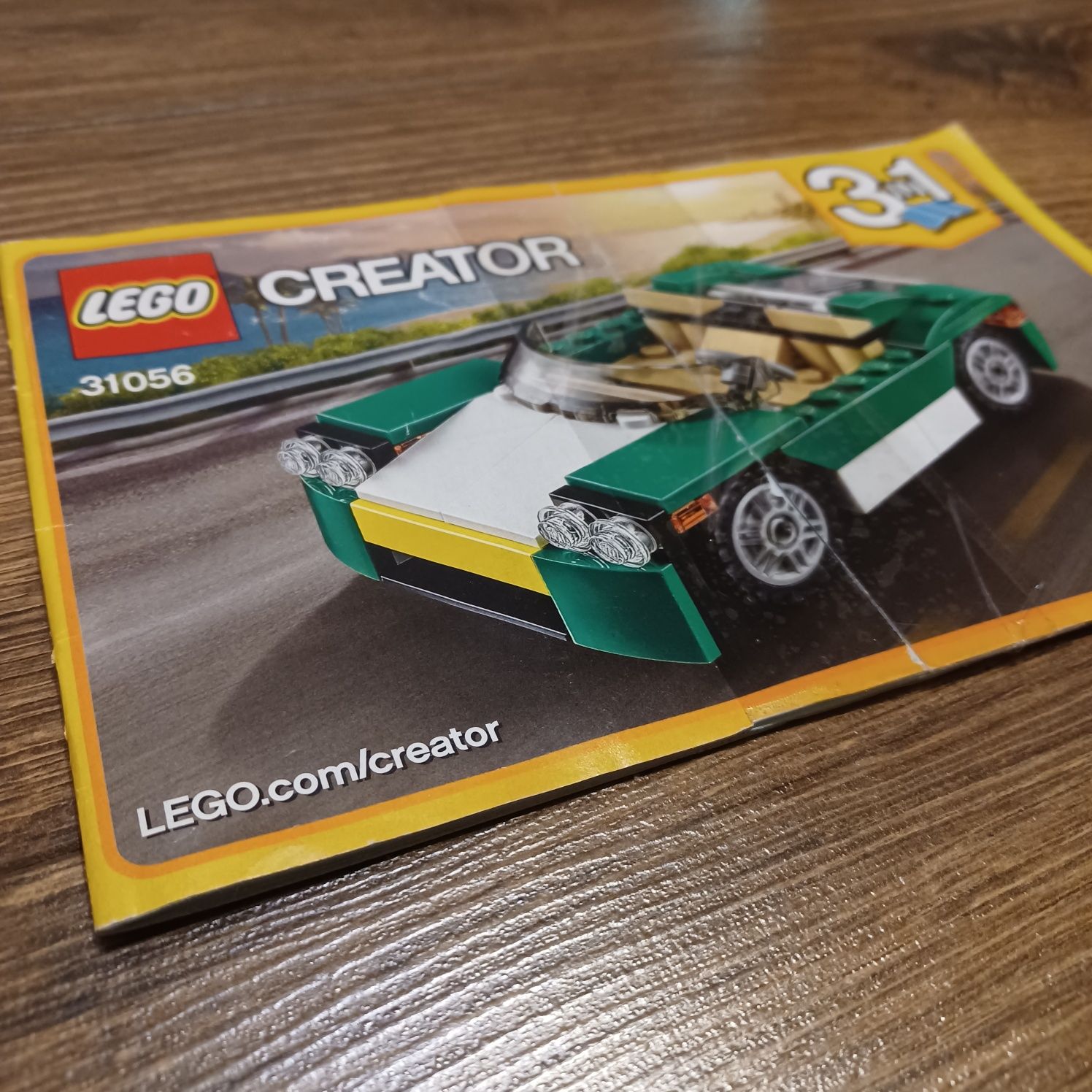 Lego creator 31056