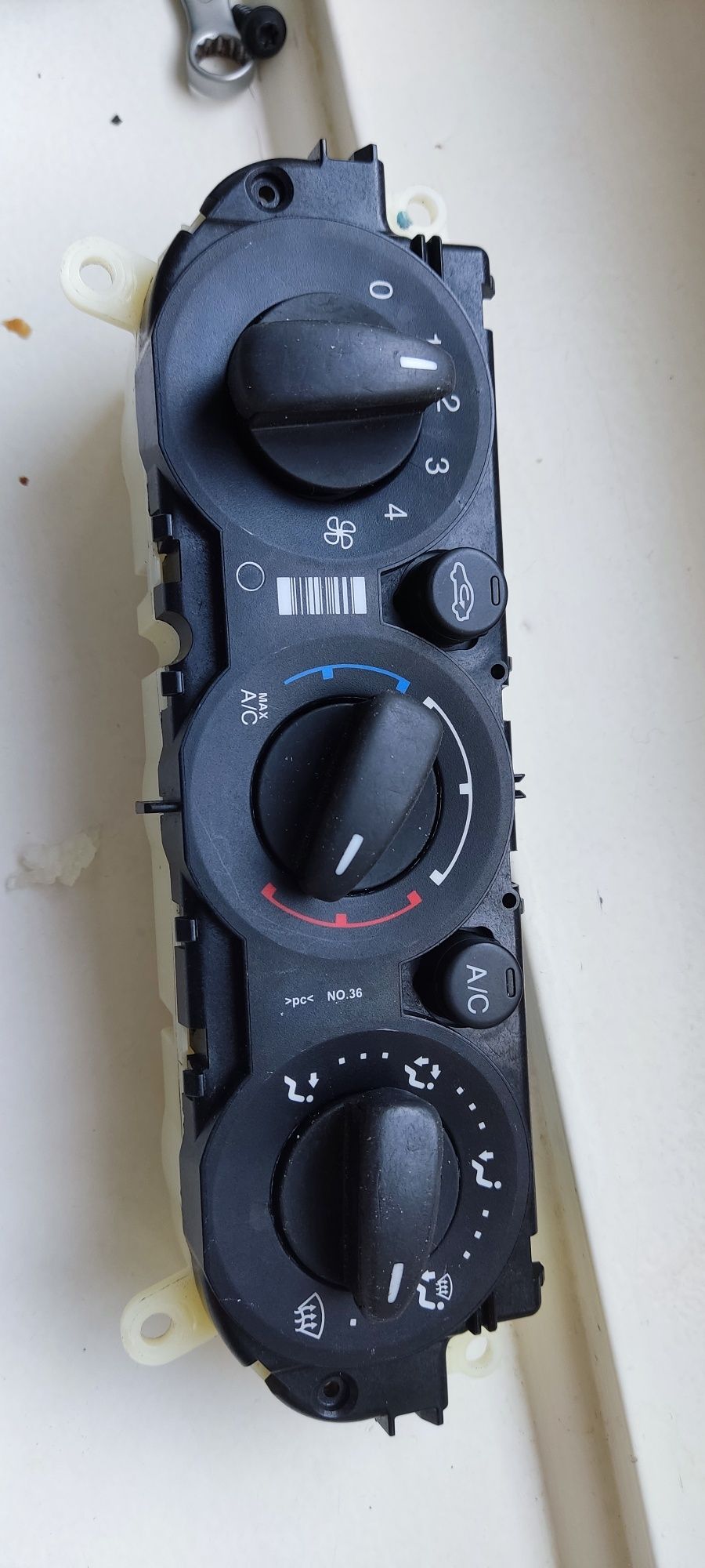 Focus mk3 MK 3 1.6 2.0 cm5t 19980 af ac panel