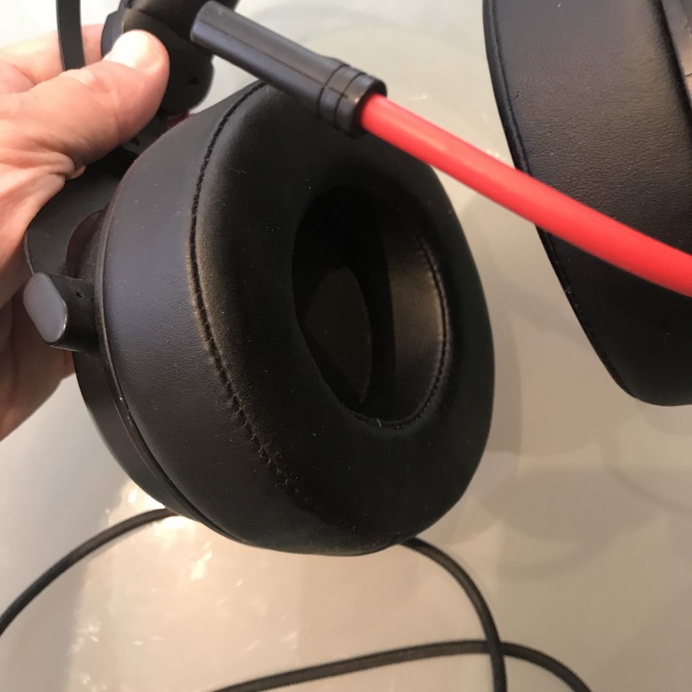 Auriculares OMEN HP