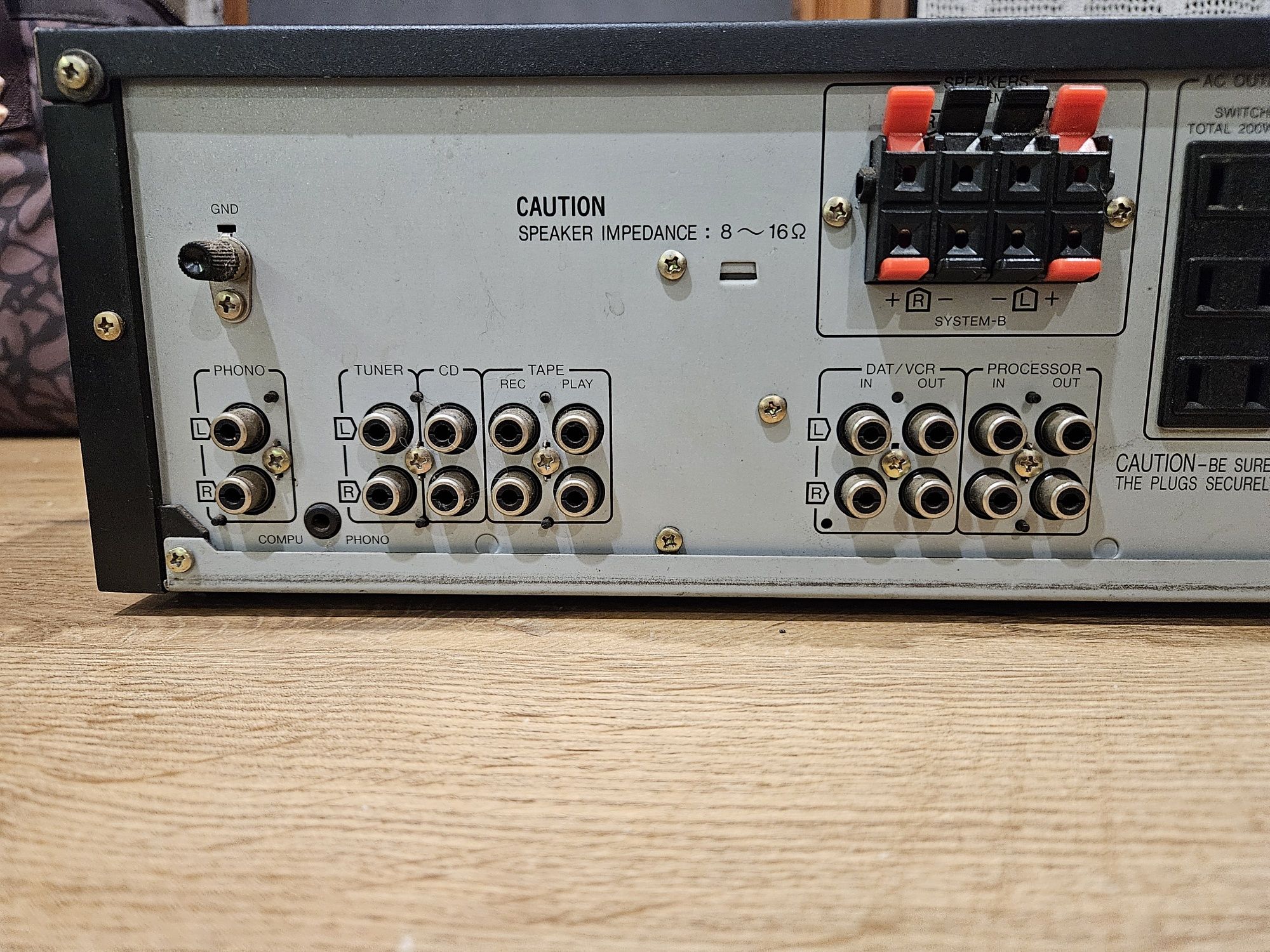 Wzmacniacz Sansui A-2000