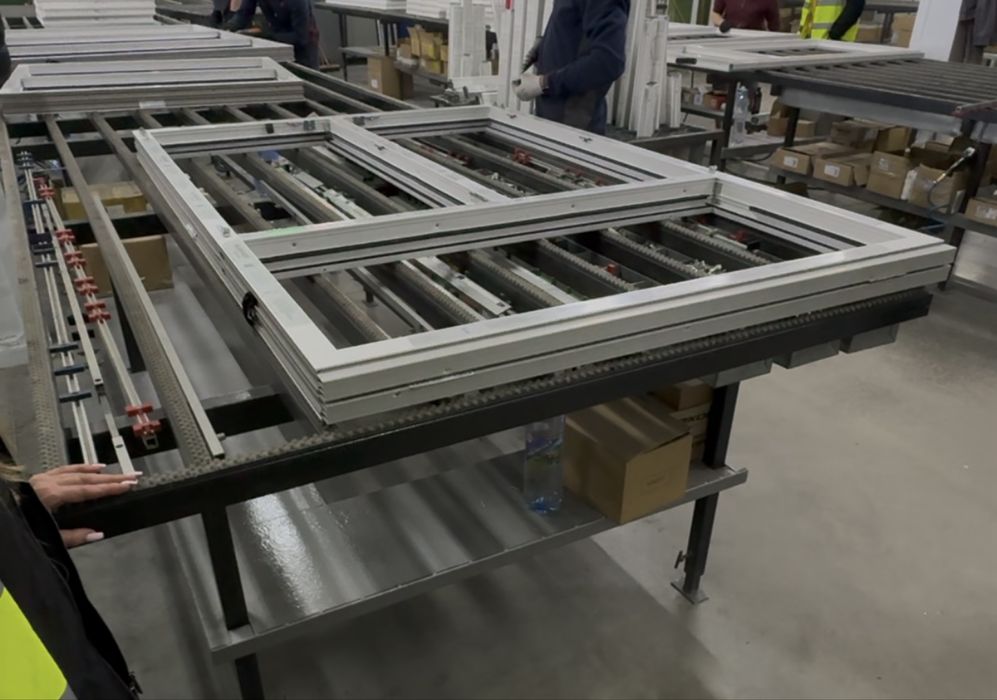 Вікна, двері , металопластикові вікна