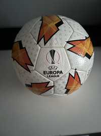 Piłka meczowa Ligi Europy