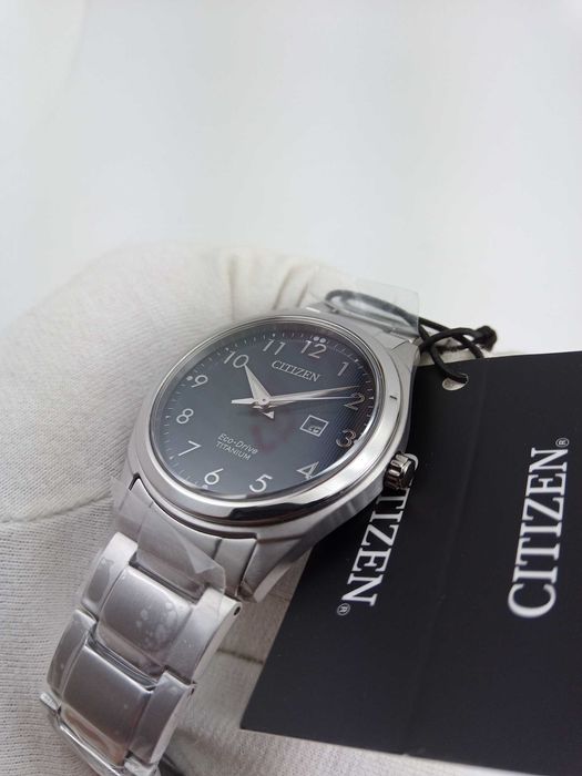 Титановые японские женские часы Citizen EW2470-87M, сапфировое стекло