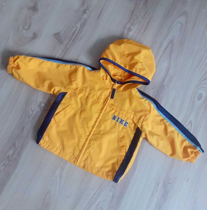 Wiosenna kurteczka Nike 18M